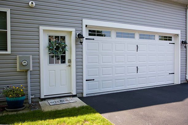 24/7 Emergency Garage Door Panel Replacement experts in Garden County County, NE